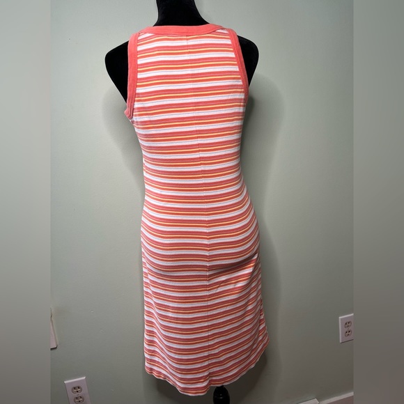 Striped dress - Picture 4 of 7